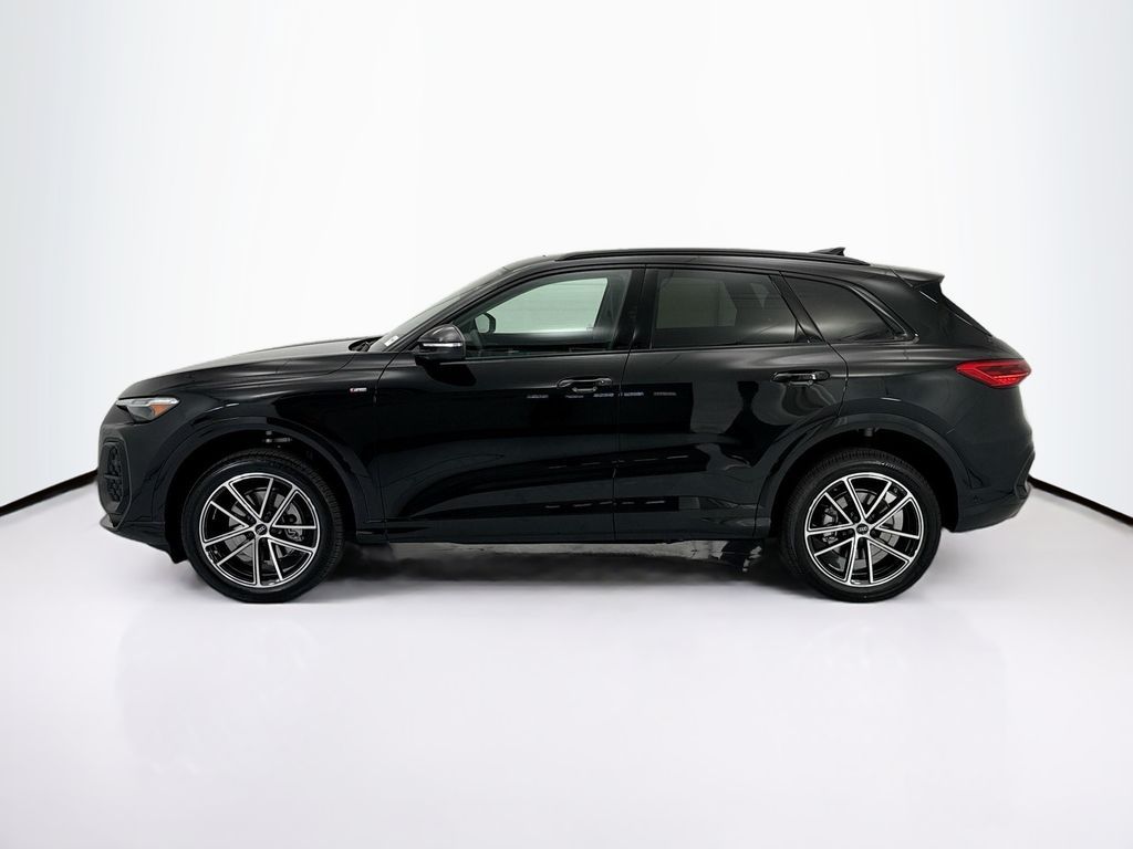 Thumbnail: 2026 Audi Q5 - 8