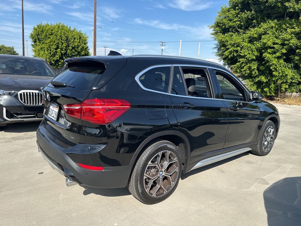 2021 BMW X1 sDrive28i 3