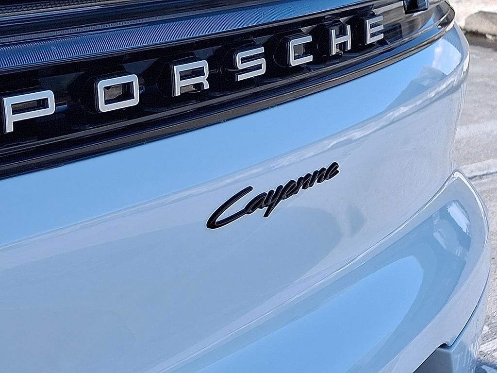 Thumbnail: 2025 Porsche  - 29