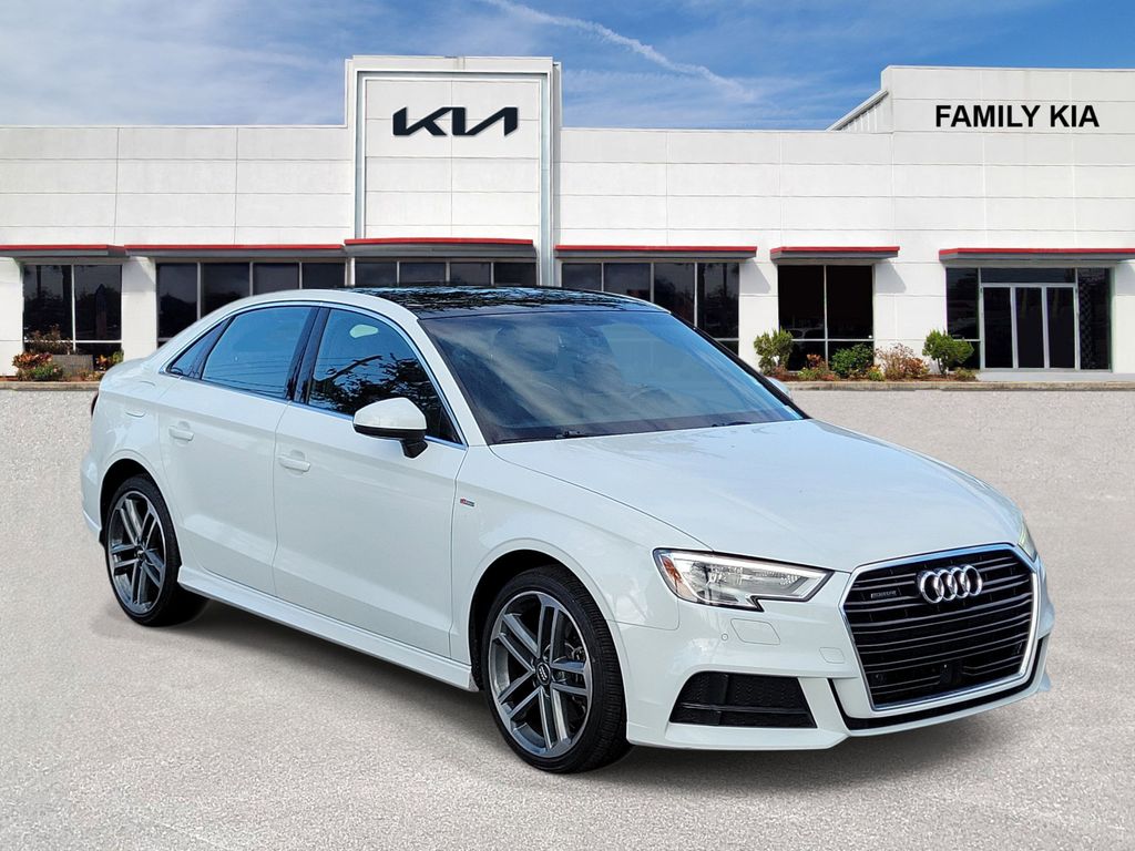 Glacier White Metallic 2017 Audi A3 2.0T quattro Premium Plus Sedan AWD Sedan All-Wheel Drive 6-Speed Automatic