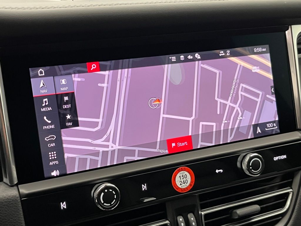 Thumbnail: 2026 Porsche Macan - 17