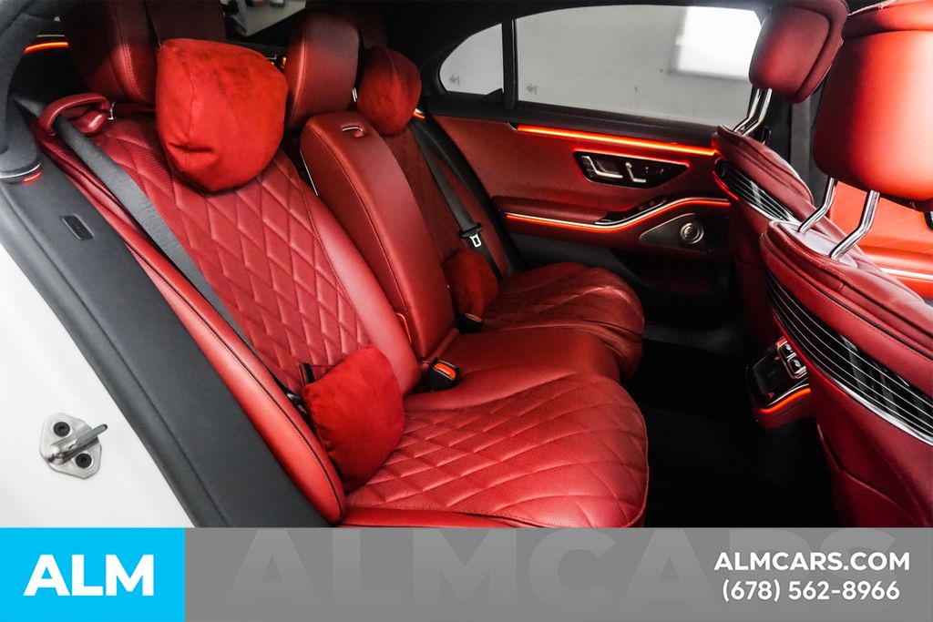 Used 2022 White Mercedes-Benz S 580 image 20
