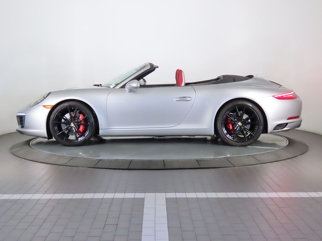 Thumbnail: 2017 Porsche 911 - 12