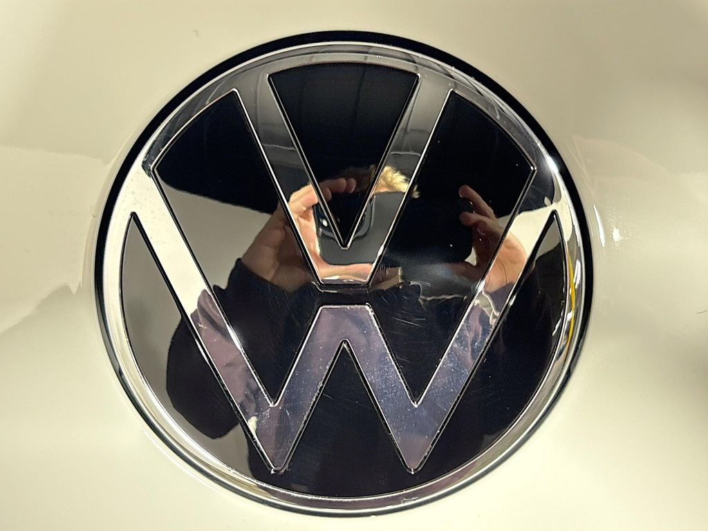 2026 Volkswagen Golf R 2.0T