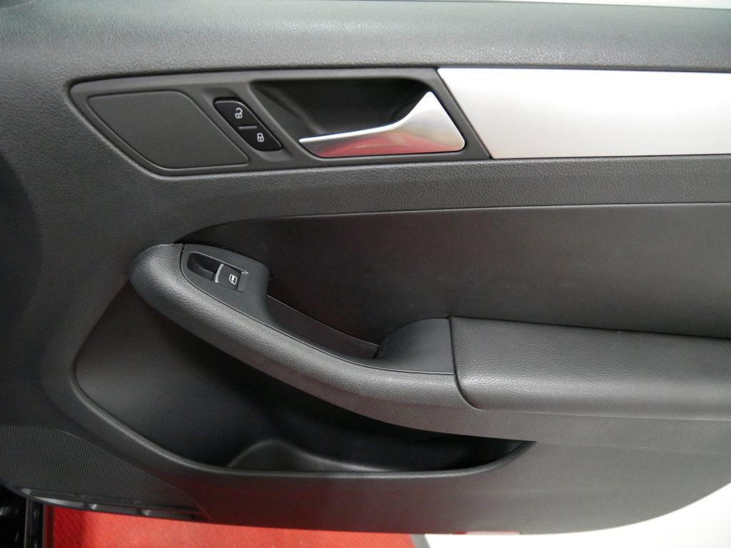 Used 2013 Volkswagen Jetta Sedan