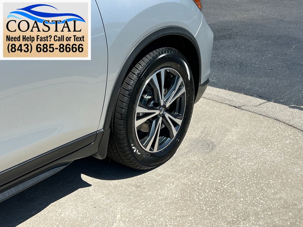 2020 Nissan Rogue SV Silver at Walterboro Ford