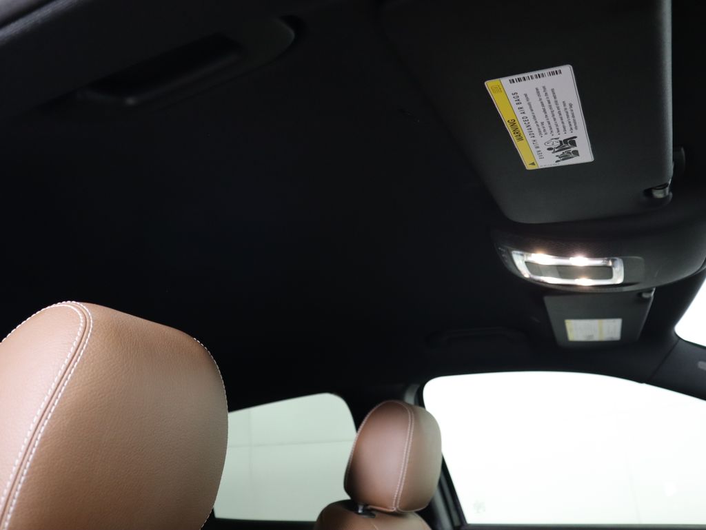 Thumbnail: 2022 Mercedes-Benz GLA - 18