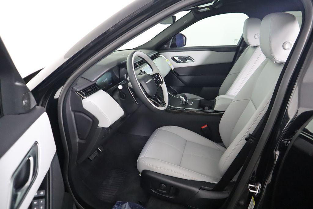 Thumbnail: 2026 Land Rover Range Rover Velar - 21