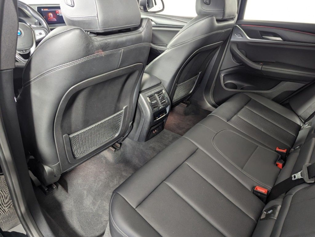 2024 BMW X3 sDrive30i photo