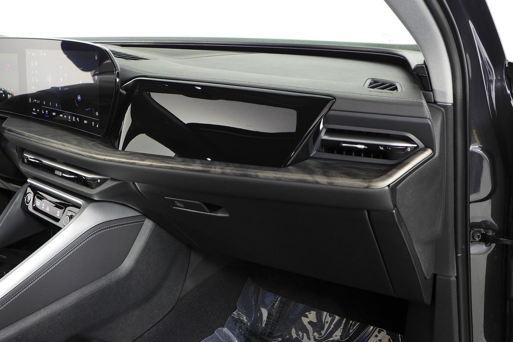 Thumbnail: 2025 Audi Q5 - 14