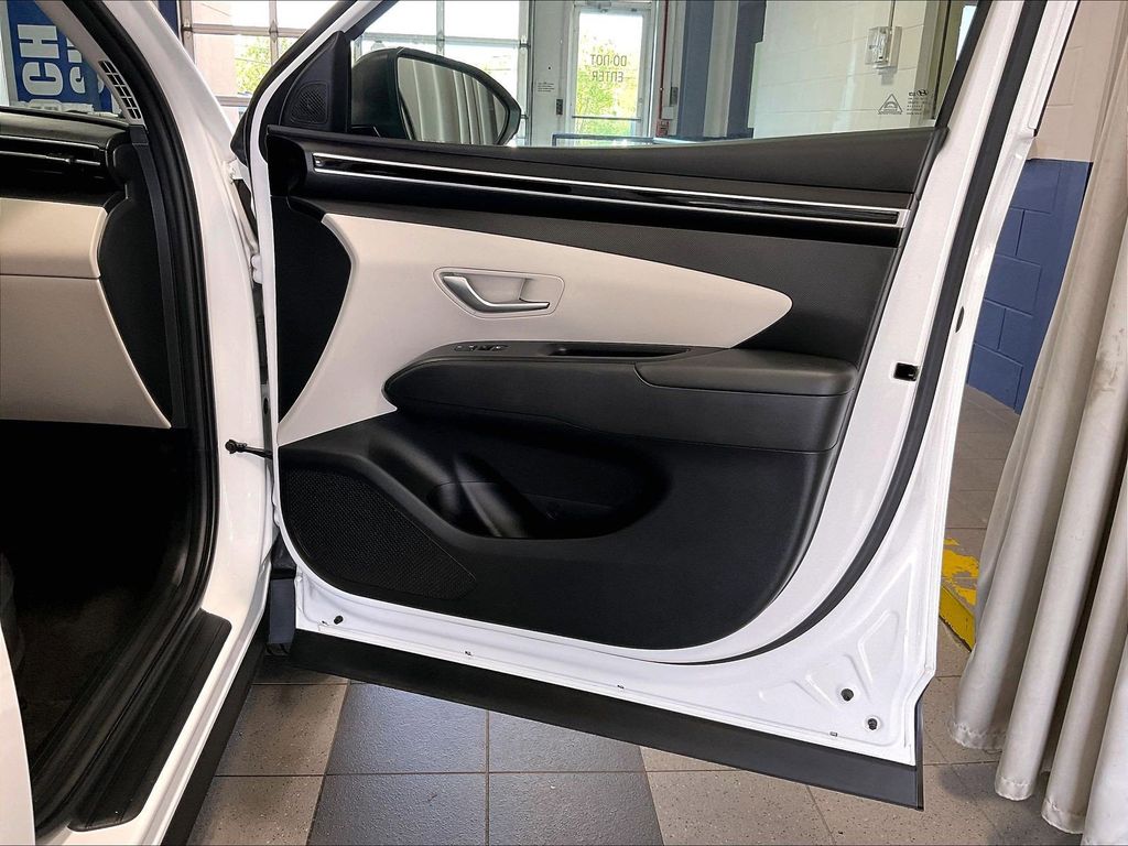 2023 Hyundai Tucson — photo 12