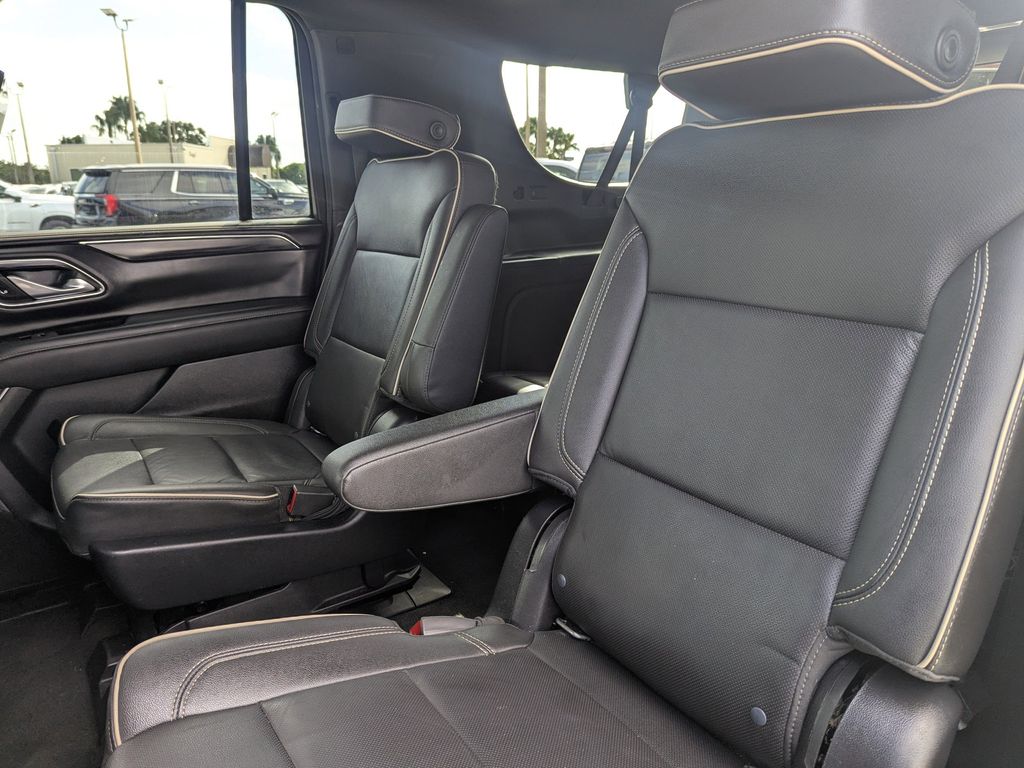 used 2022 GMC Yukon XL car, priced at $46,991