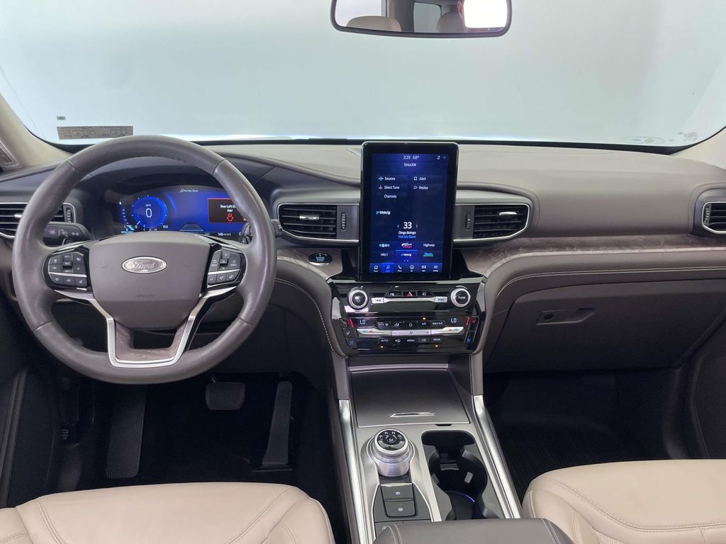 2021 Ford Explorer Platinum White at Phil Fitts Ford