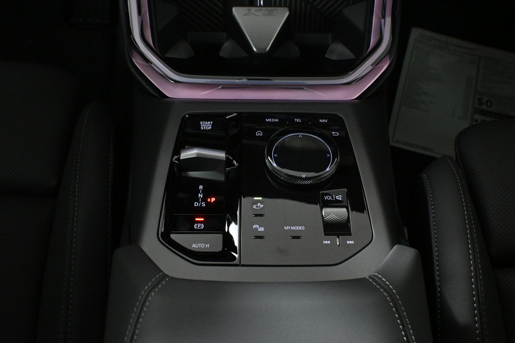 Thumbnail: 2026 BMW X3 - 23