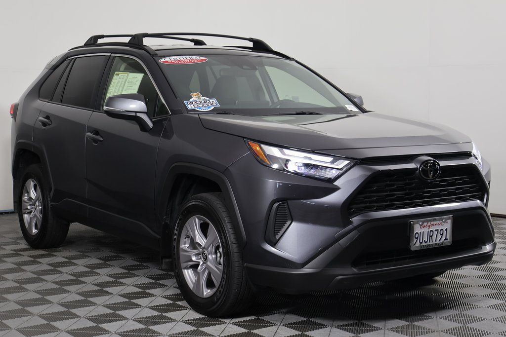 Thumbnail: 2025 Toyota RAV4 - 3