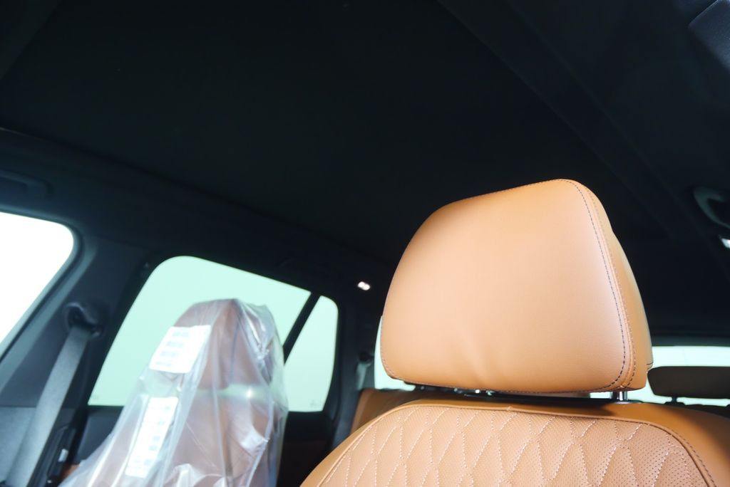 Thumbnail: 2026 BMW X5 - 12