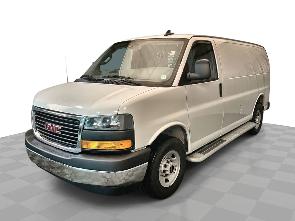 2024 GMC Savana Cargo 2500 RWD