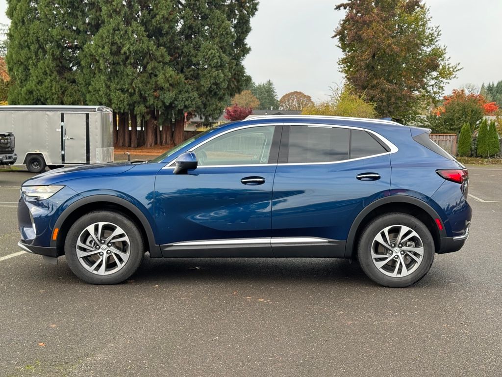 2023 Buick Envision Essence photo 2