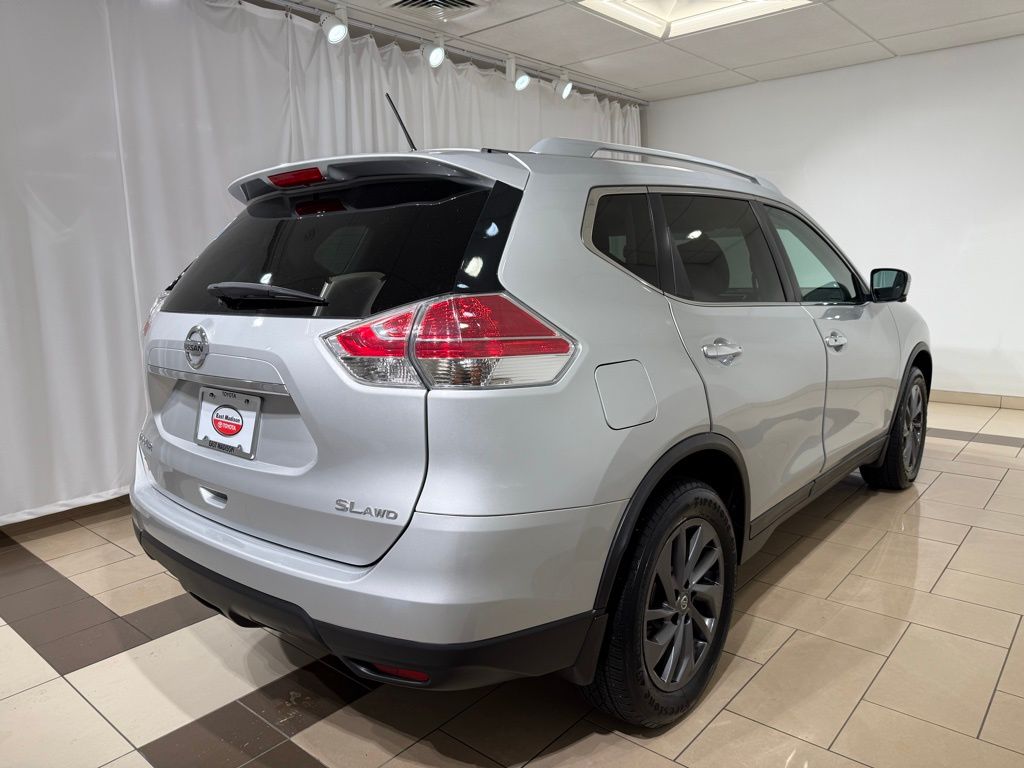 2016 Nissan Rogue SL 5