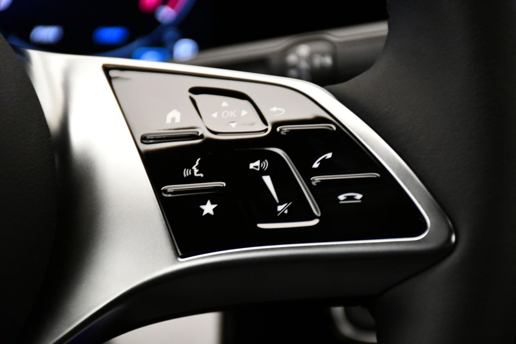 2025 Mercedes-Benz GLA 250 4MATIC 23