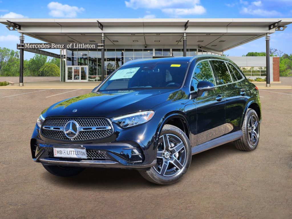 2025 Mercedes-Benz GLC GLC 300 1