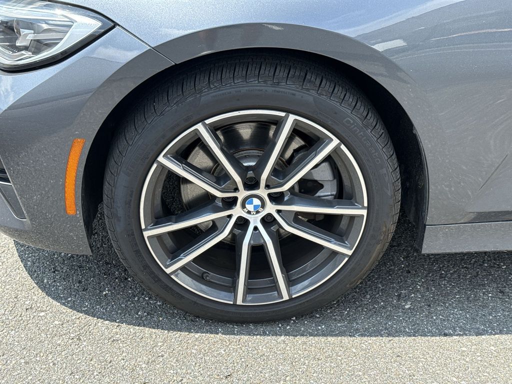 Thumbnail: 2019 BMW 3 Series - 10