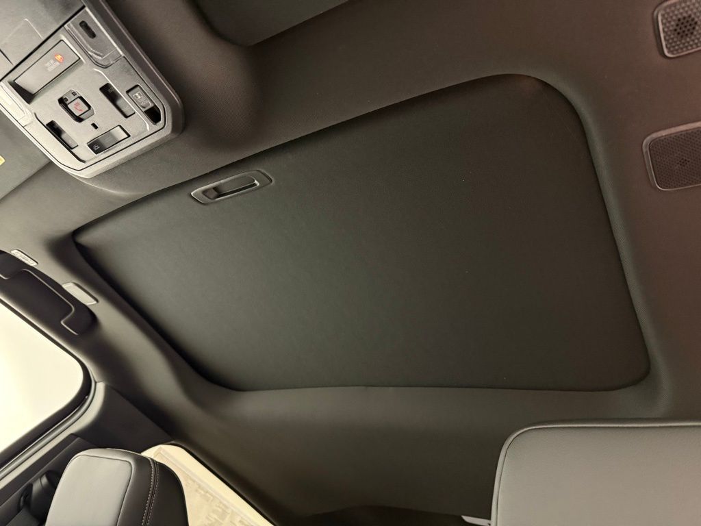 Thumbnail: 2025 Toyota Tacoma - 18