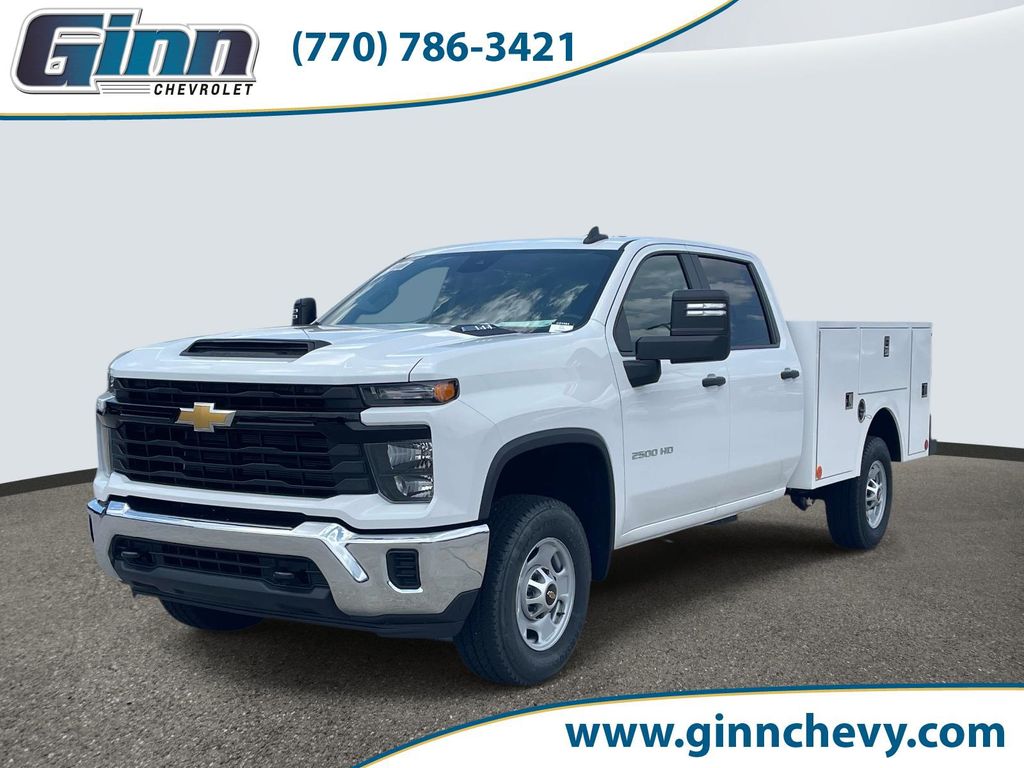 Summit White 2026 Chevrolet Silverado 2500HD Pickup Truck Four-Wheel Drive Automatic