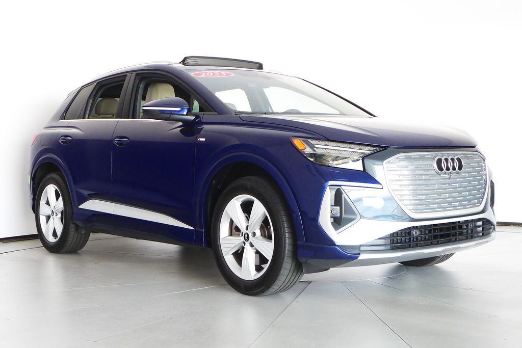 Thumbnail: 2023 Audi Q4 e-tron - 4