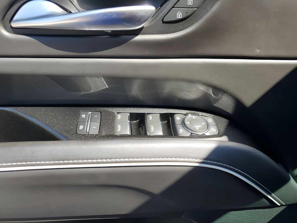 Used Car 2022 Cadillac Escalade  Sport Platinum For Sale Under $80,000 In Austin, Texas