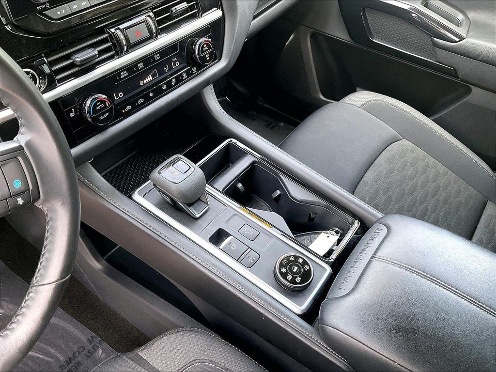 2024 Nissan Pathfinder — photo 20