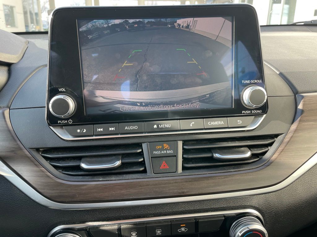 Thumbnail: 2024 Nissan Altima - 17