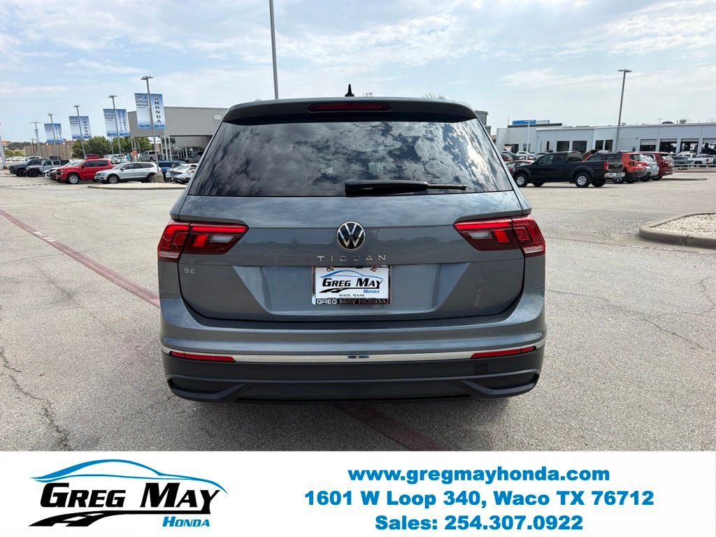 2023 Volkswagen Tiguan 2.0T SE - 3