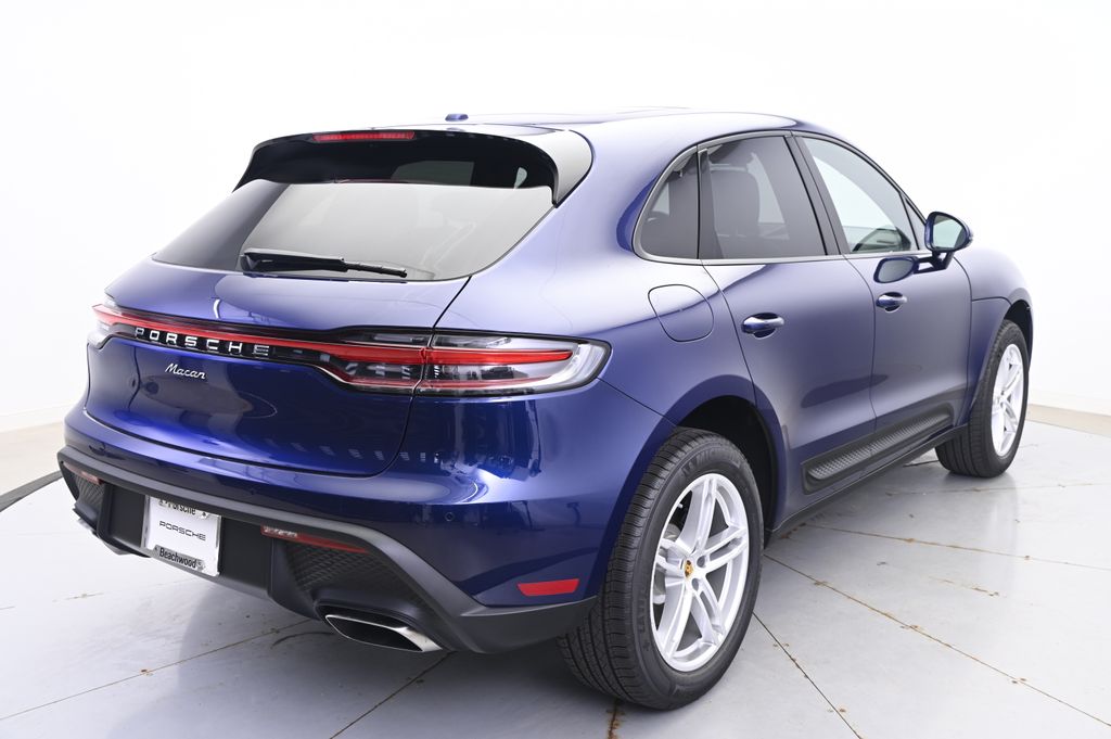 Thumbnail: 2025 Porsche Macan - 7