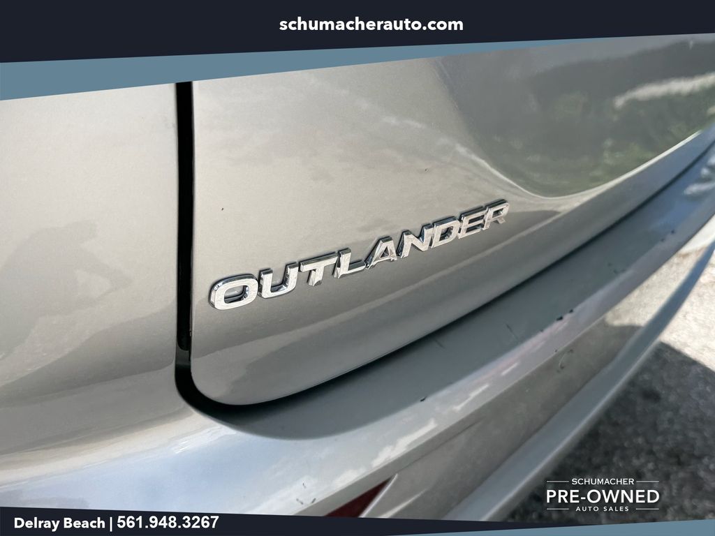 used 2024 Mitsubishi Outlander car, priced at $23,598