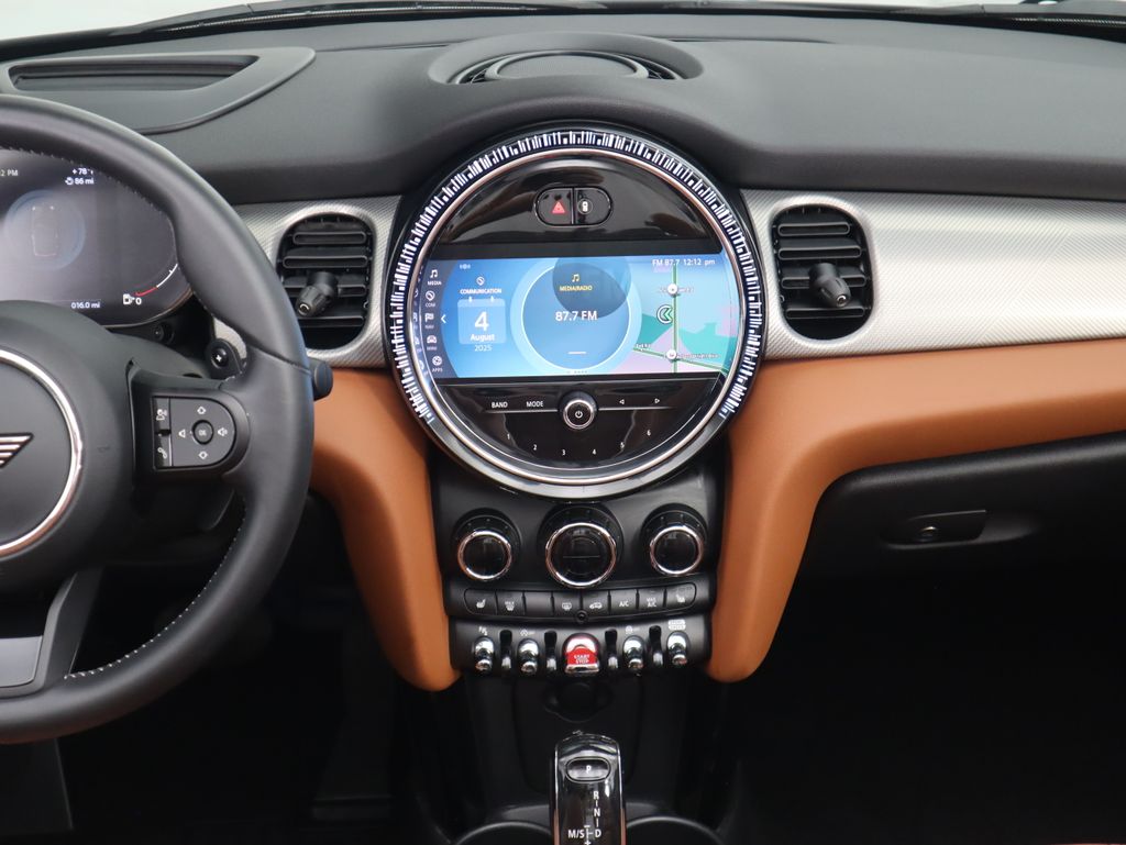 Thumbnail: 2023 MINI Cooper - 22