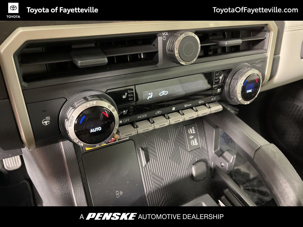 2025 Toyota Tacoma Limited 29