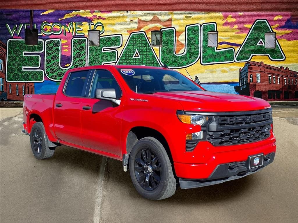 2022 Chevrolet Silverado 1500 Custom Crew Cab 4WD