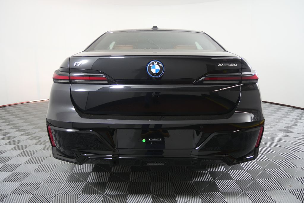 Thumbnail: 2026 BMW i7 - 4
