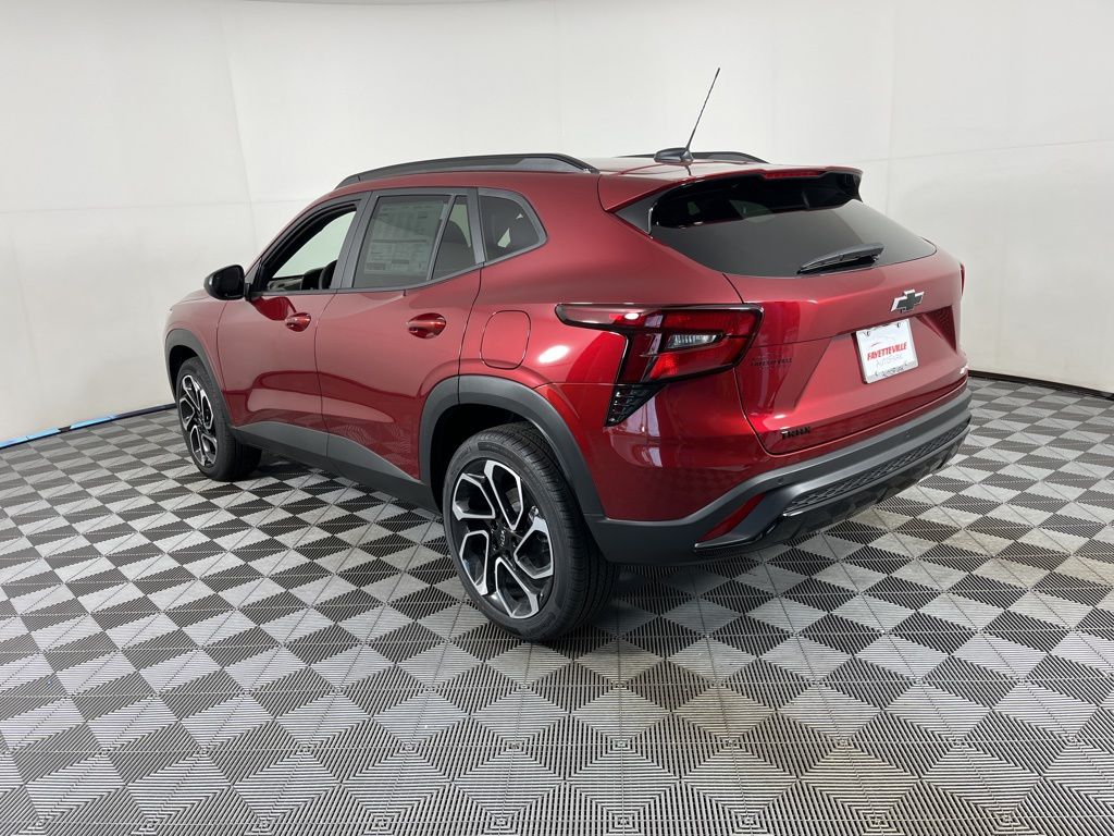 Thumbnail: 2025 Chevrolet Trax - 3
