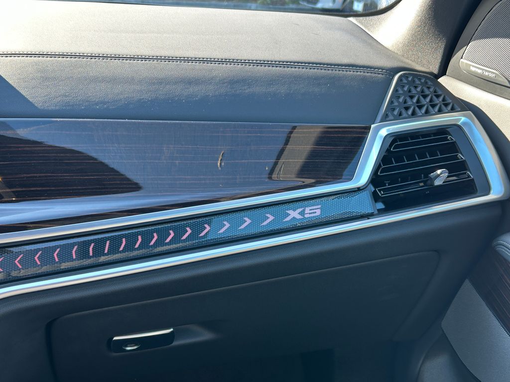 Thumbnail: 2026 BMW X5 - 26