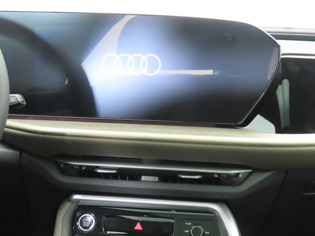 Thumbnail: 2025 Audi Q5 - 15