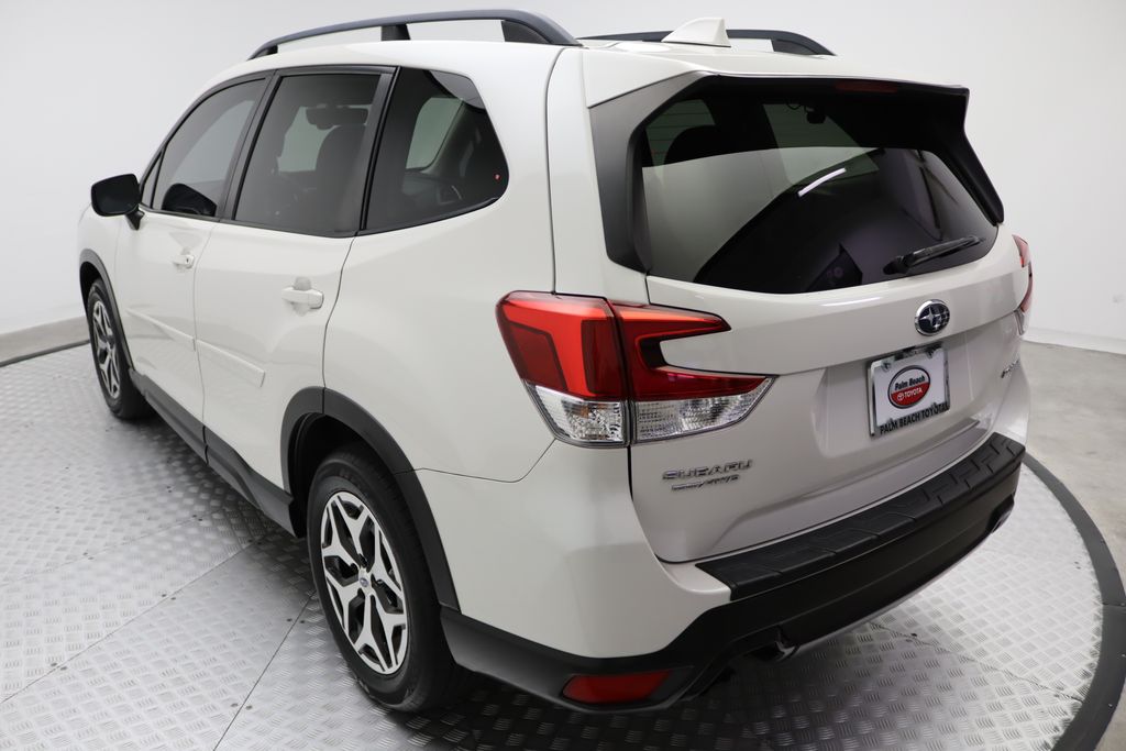 Thumbnail: 2019 Subaru Forester - 11