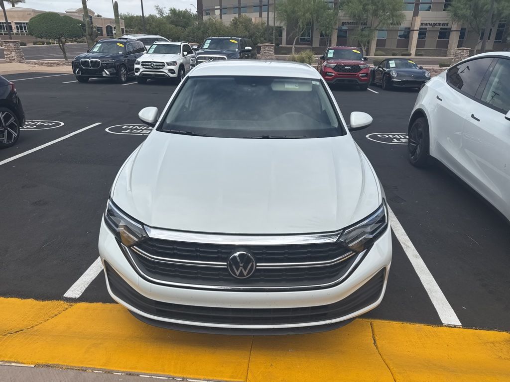 Thumbnail: 2023 Volkswagen Jetta - 2