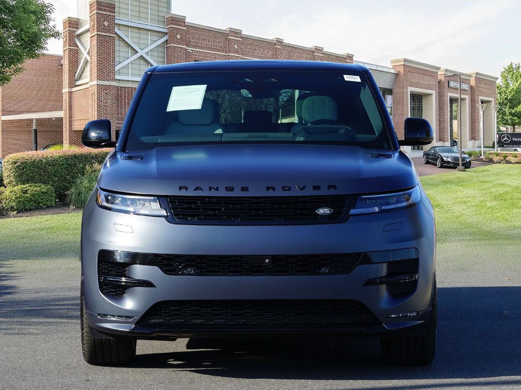 Thumbnail: 2025 Land Rover Range Rover Sport - 2