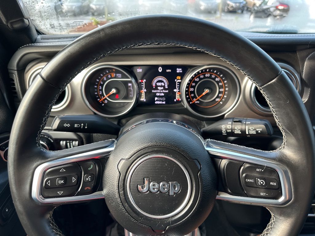 2018 Jeep Wrangler Unlimited Sahara 39