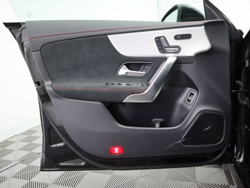 Thumbnail: 2025 Mercedes-Benz CLA - 24