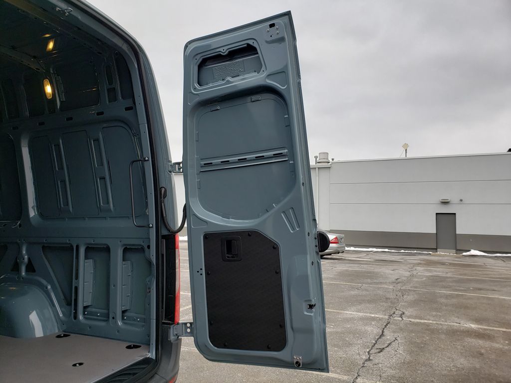 Thumbnail: 2026 Mercedes-Benz Sprinter - 7