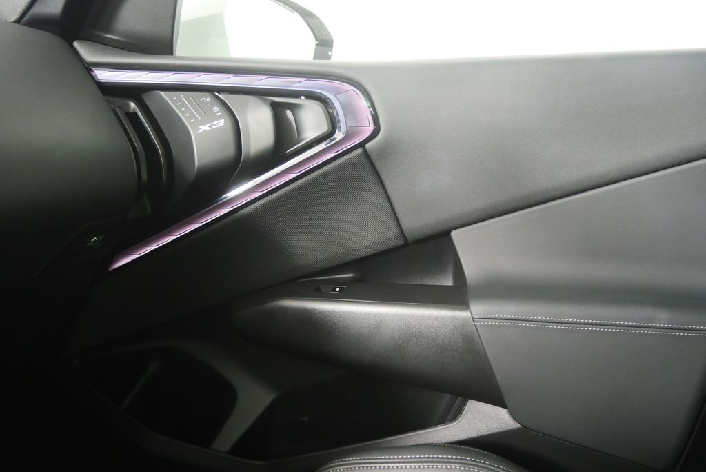 Thumbnail: 2025 BMW X3 - 28