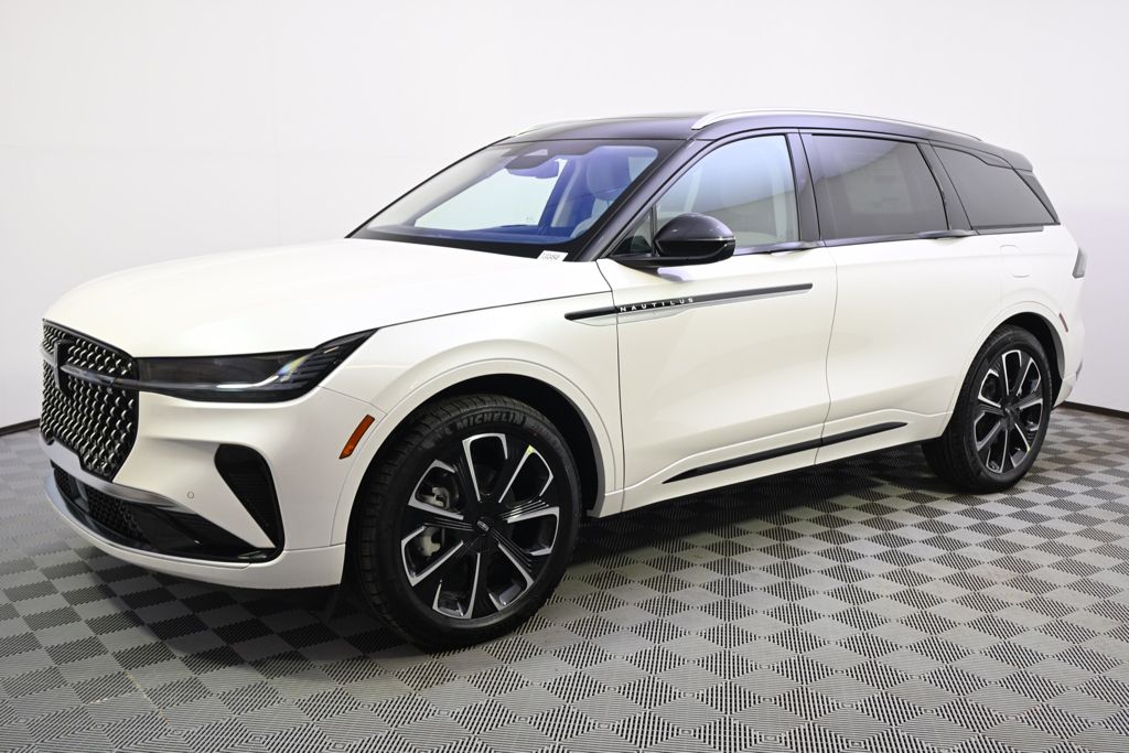 New 2026 White Lincoln Reserve image 2